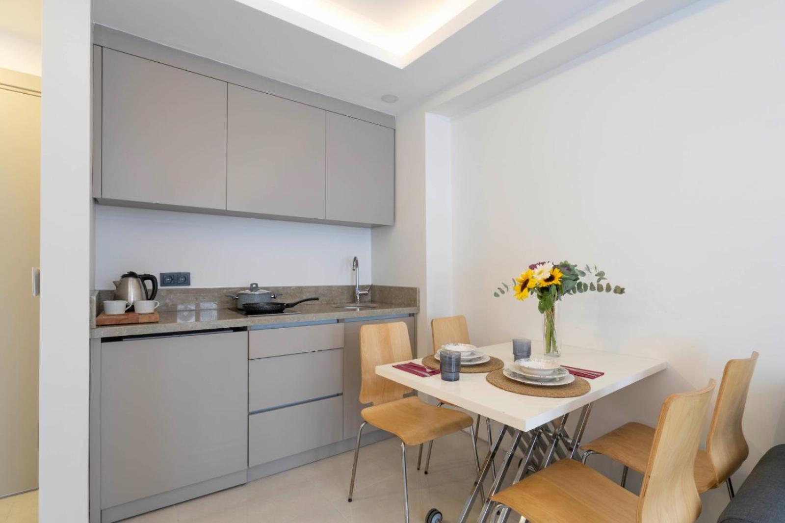 Arach Hotel Harbiye Истанбул Екстериор снимка