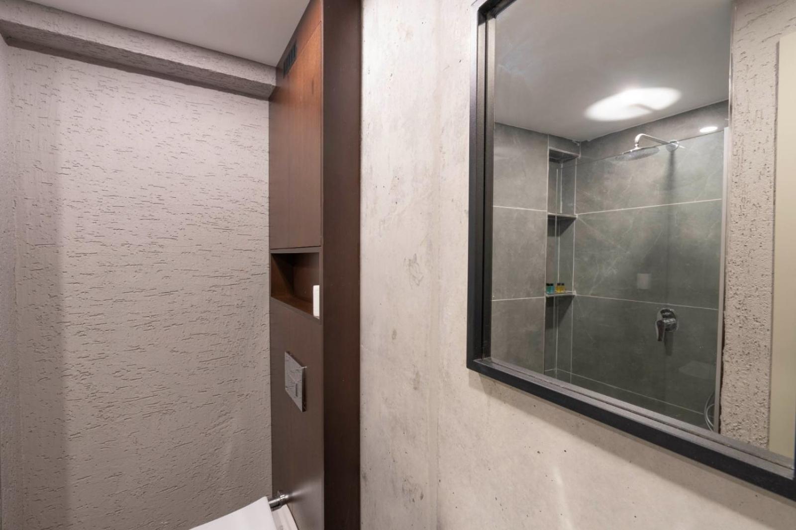 Arach Hotel Harbiye Истанбул Екстериор снимка